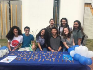 Universitários criam ‘Tinder do Emprego’ para Paraisópolis